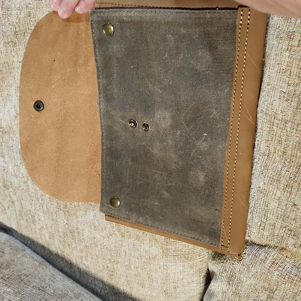 New Kelly Moore Gadget Clutch Tech Organizer Wallet Canvas Leather Hand Strap - Picture 7 of 12